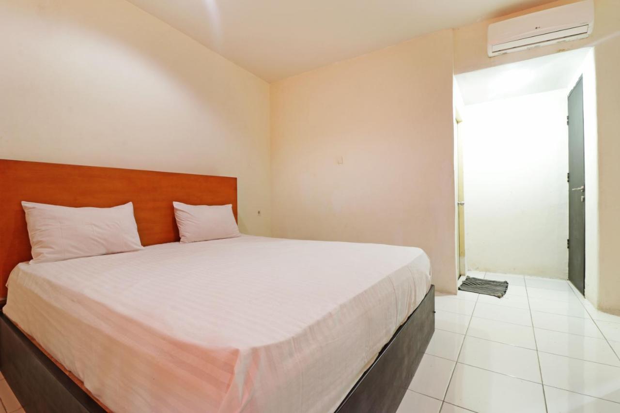 Anno Guesthouse Makassar Bagian luar foto