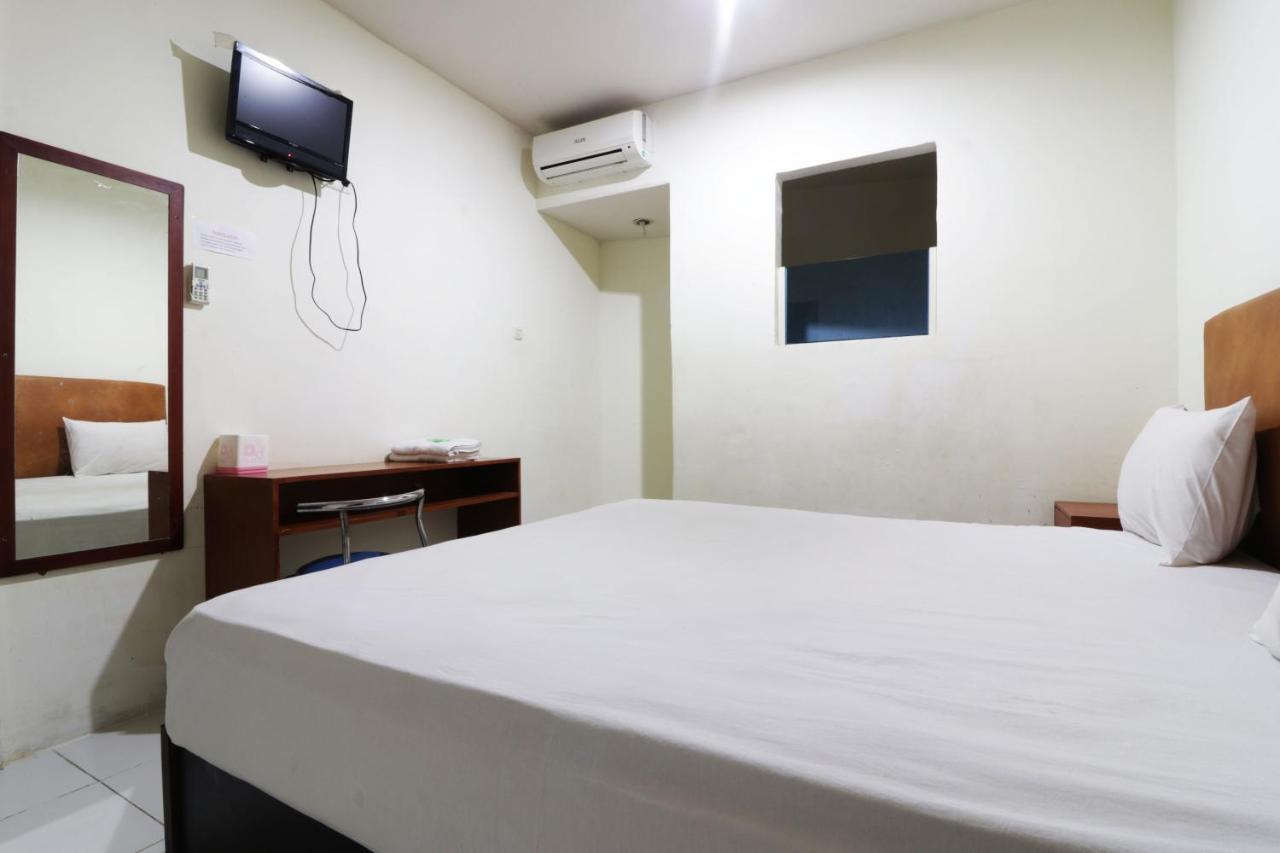 Anno Guesthouse Makassar Bagian luar foto